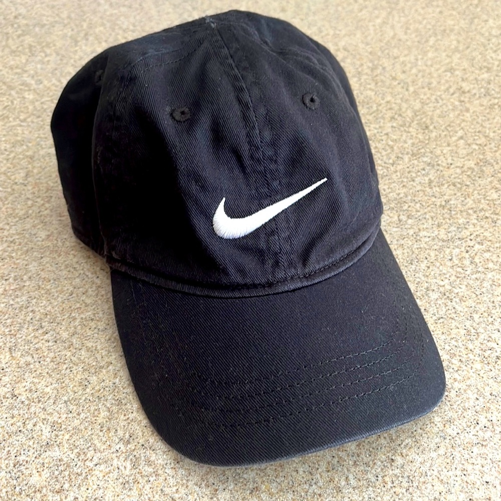 Toddler Nike Swoosh Hat - Picture 1 of 4